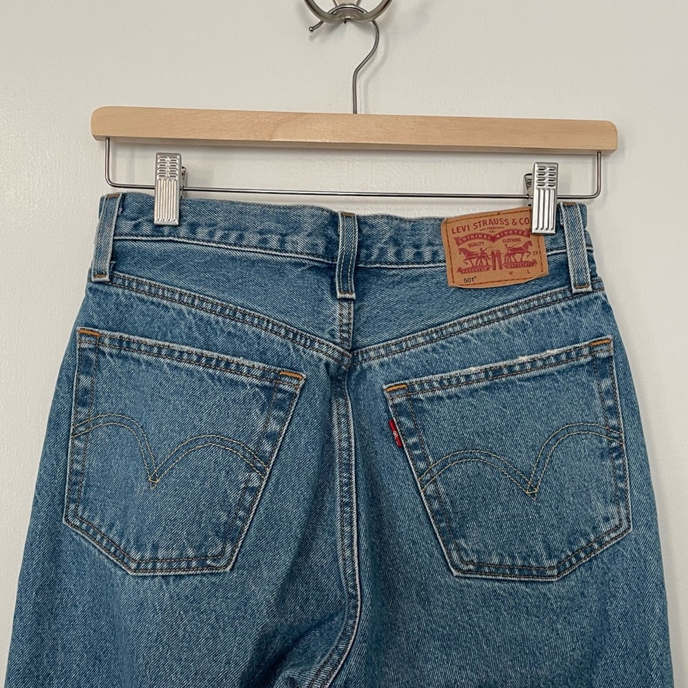 Levi's Women’s 501 Crop Jeans Size 25